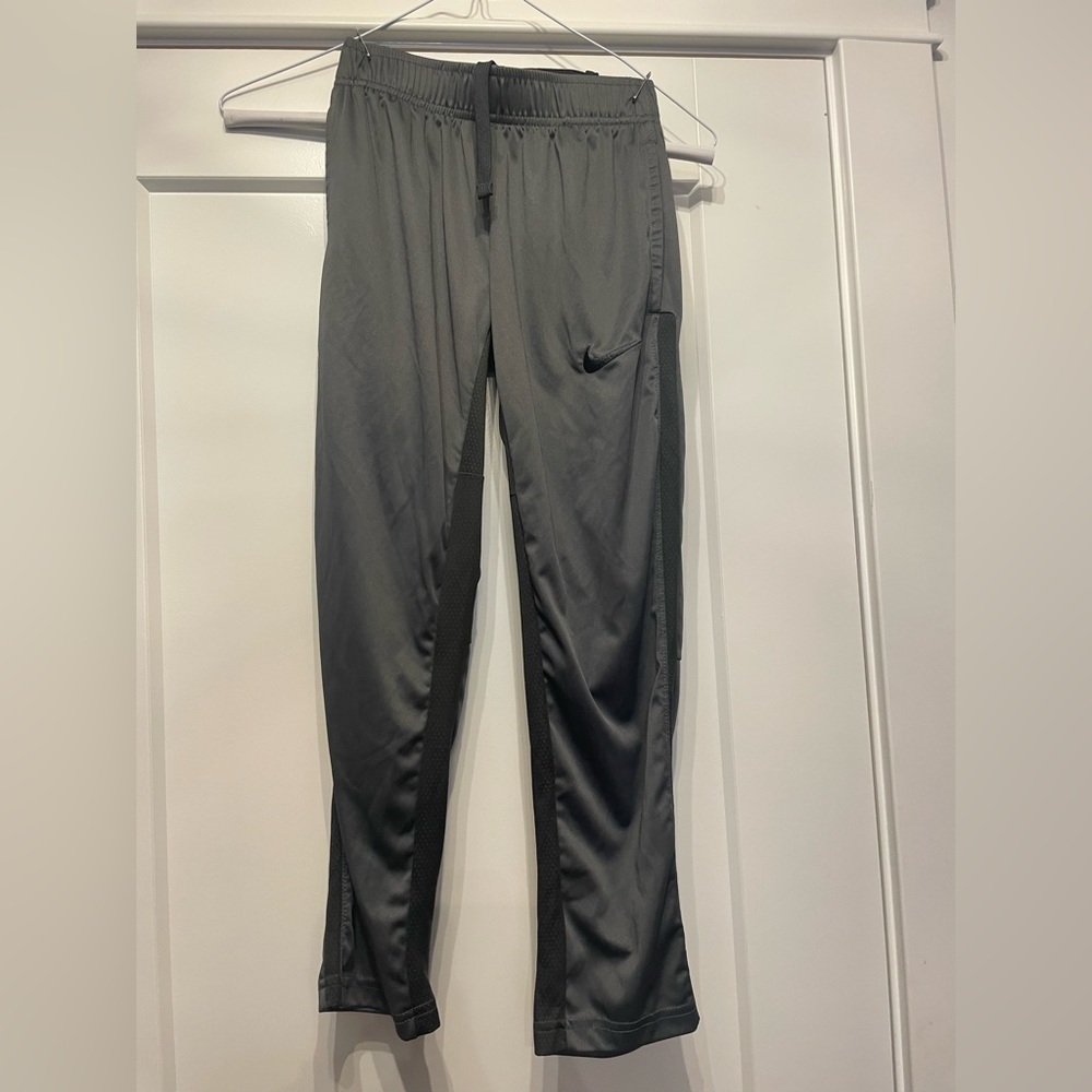 Boys NEW Nike pants